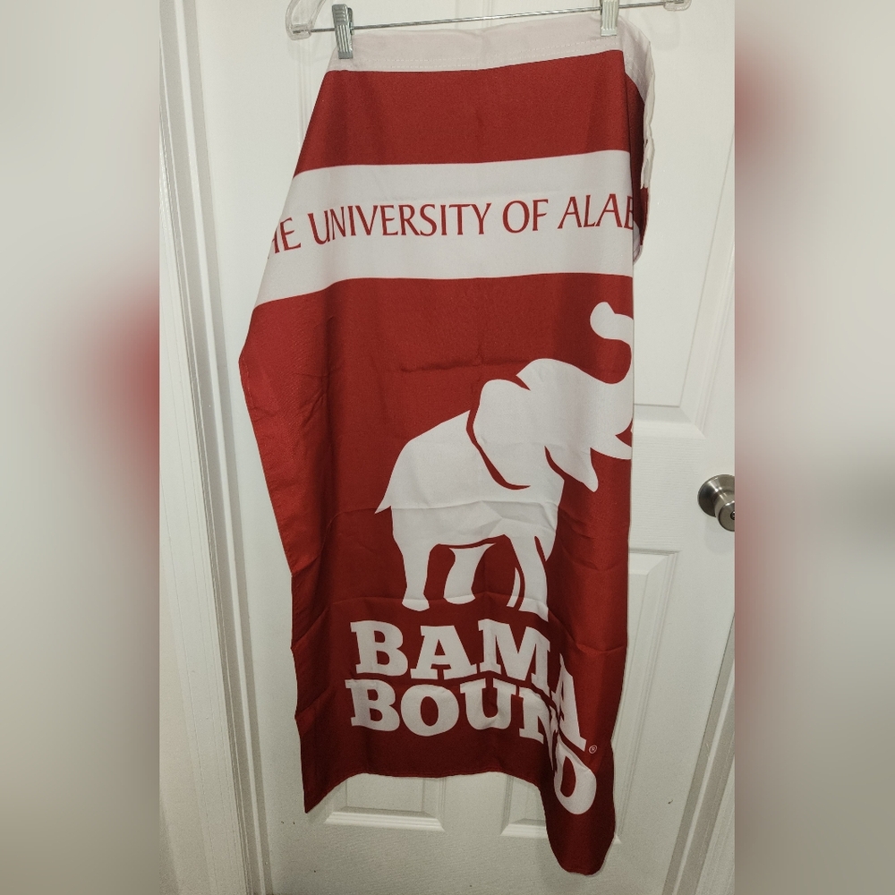 University of Alabama Red Wall Tapestry